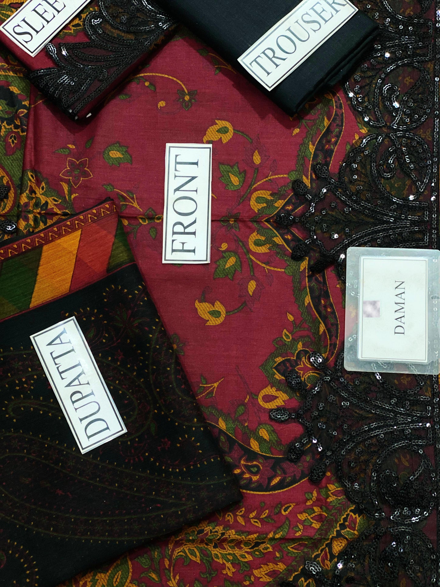 Maria B MPRINT COLLECTION
MOST HIT DESIGN