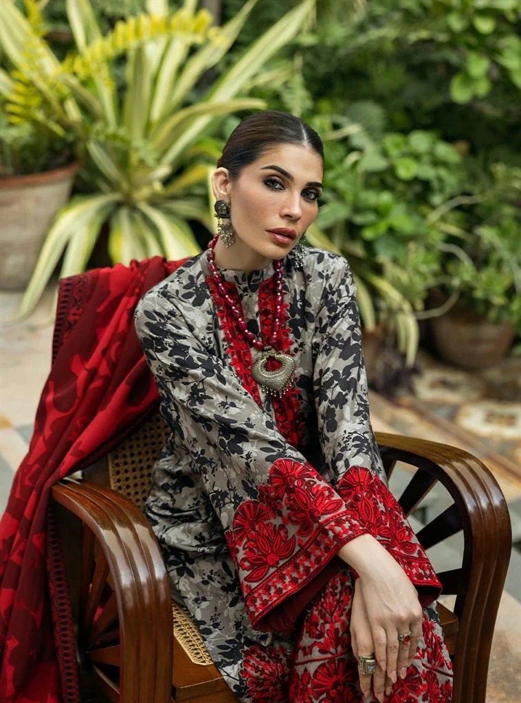 ZAINAB CHOTANI