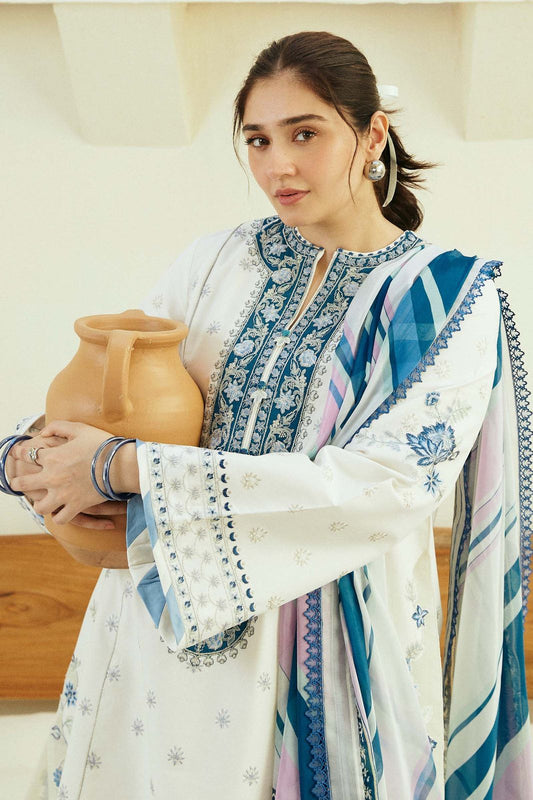 ZARA SHAHJAHAN & ZAINAB CHATANI