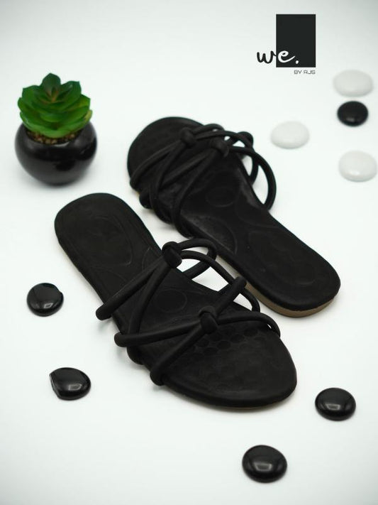 full black Women's Rexine Fancy Flats