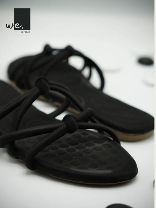 full black Women's Rexine Fancy Flats